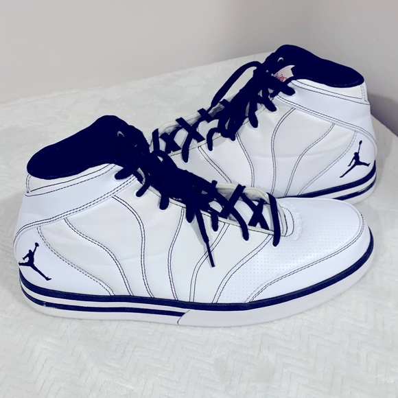 Air Jordan Team Size 12 - Picture 1 of 6